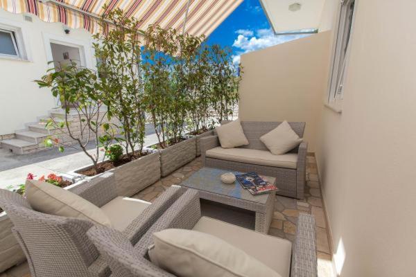 Apartments Bujan Crikvenica Luaran gambar